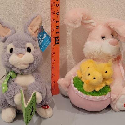Lot 412: New (2) Animated Bunnies 