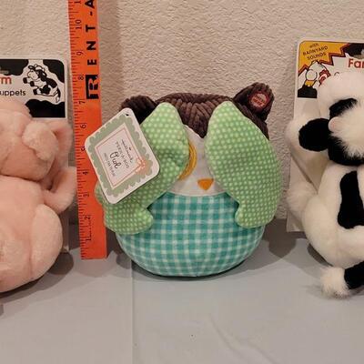Lot 414: New Barnyard Hand Puppets and Peek a Boo Owl