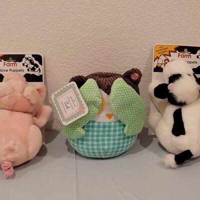Lot 414: New Barnyard Hand Puppets and Peek a Boo Owl