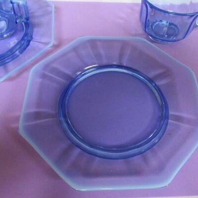 Beautiful Blue Opalescent Glass 2 Lunch Plates, 2 Cups Unsigned Imperial Glass