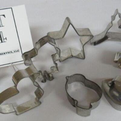 Lot of Nice Shaped Cookie Cutters