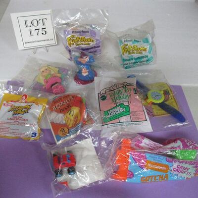 lot of 10 McDonalds Toys