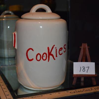 McCoy 1946 Cylinder Cookie Jar w/Lid 