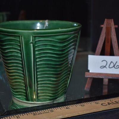 McCoy Green Pot in Glaze Ty-Khn