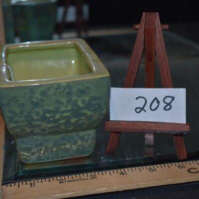 McCoy 1956 Green Planter Brocade Line 