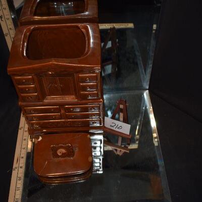 McCoy Early American Cookie Chest 