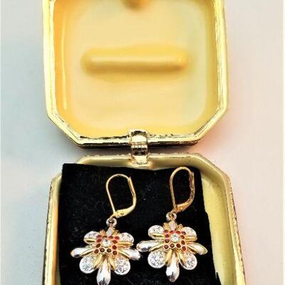Lot #59  Joan Rivers hinged box with Matching Earrings