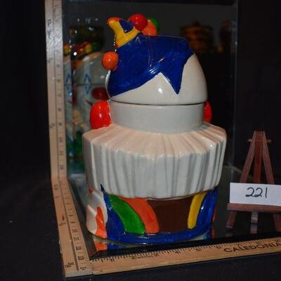 McCoy 1943 Clown Bust Cookie Jar 