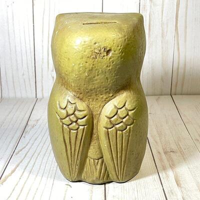 Lot 55 Vintage 1970s Ceramic Green Owl Bank Made In California 