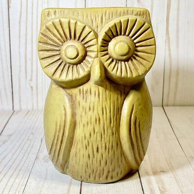 Lot 55 Vintage 1970s Ceramic Green Owl Bank Made In California 
