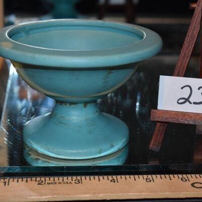 McCoy Pedestal Plant Classic Line 