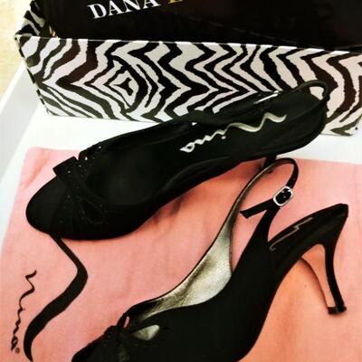 New purses, wallets, scarves, belts, shoes