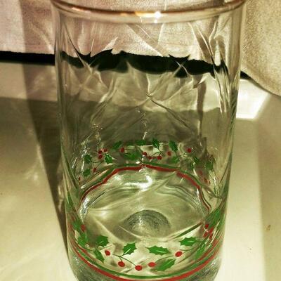 Retro Arby's Christmas Glasses & Wine + Pyrex Dish