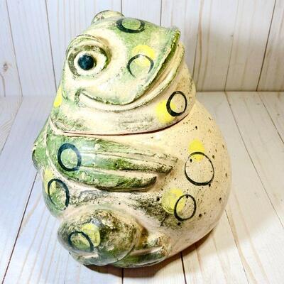 Lot 67 Vintage Ceramic Frog Cookie Jar 