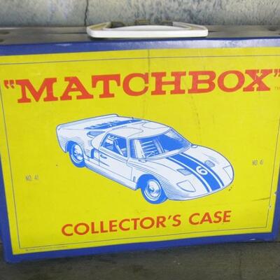 Lot 71 Collection 30+ Vintage Matchbox Lesney Cars Trucks Motorcycle England Case 1960s