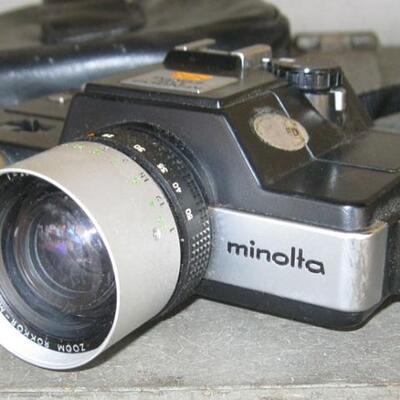 Lot 73 Vintage Minolta 110 Zoom SLR Camera + Autopak 460TX Instamatic Camera