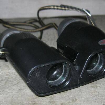 Lot 75 Nikon Travel Lite II Mini Binoculars 7x20 Japan