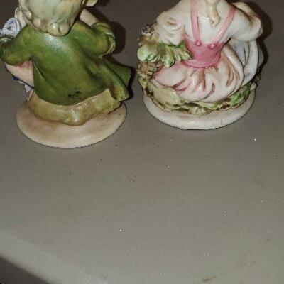 2 Victorian Colonial Figurines 4 1/4" Tall - Item #304