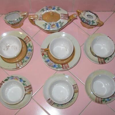 Lot 84 Vintage Children's Ceramic Tea Set Dishes Japan Cups Plate Teapot 20pcs