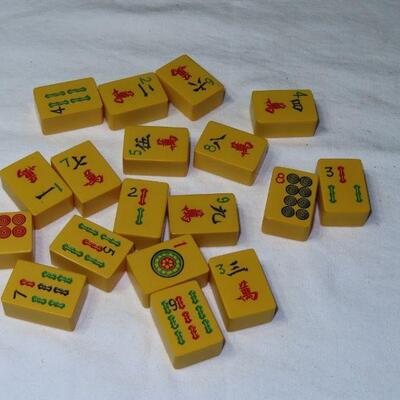 Bakelite Mahjong Peices 