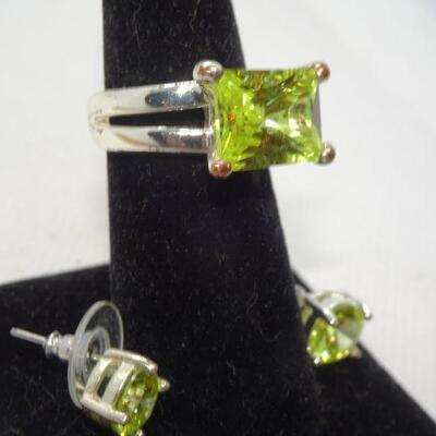Silver Tone Faux Citrine Colored Ring & Post Earrings 