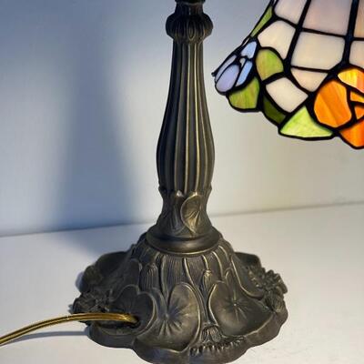 B- Tiffany Style Stain Glass Table lamp
