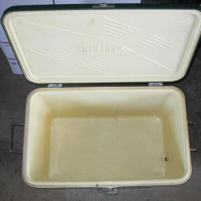 Lot 102 Vintage Metal Thermos Ice Chest Cooler