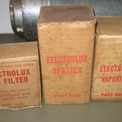 Lot 104 Vintage 1930s Electrolux Vacuum Cleaner With Attachments