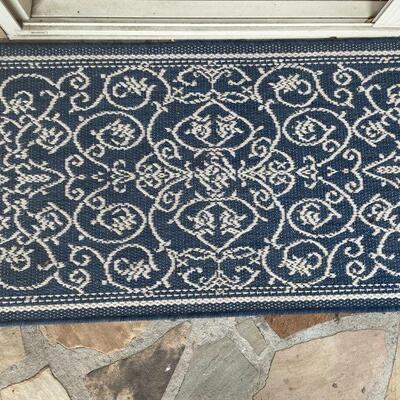 Blue/White Outdoor Rug - set of 2