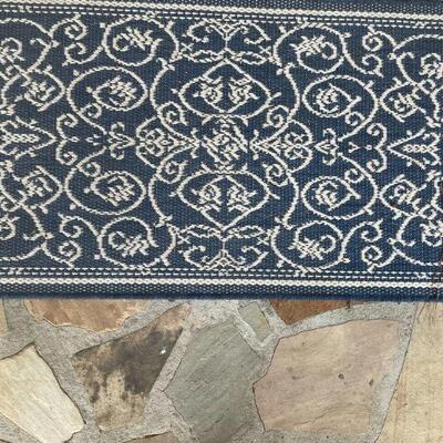 Blue/White Outdoor Rug - set of 2