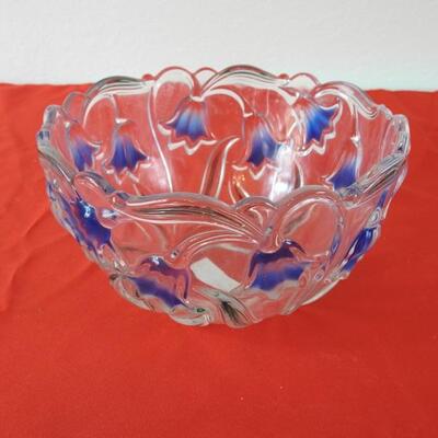 Floral serving bowl