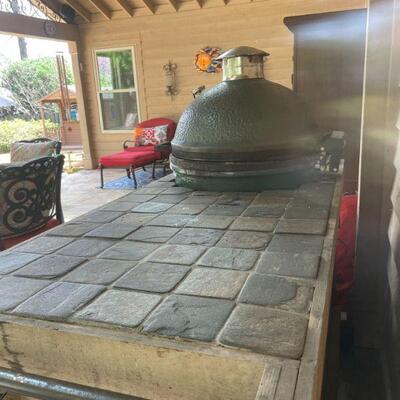 Green Egg Grill Stand with Storage