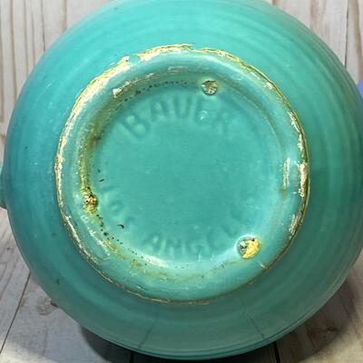 Lot 109 Vintage Bauer Ring Ware Water Pitcher w/ Ice Lip Turquoise Ringware