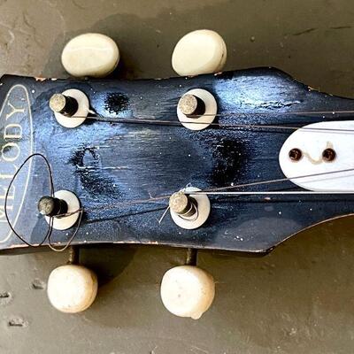 Lot 123 Melody Banjo 5 Strings 38"