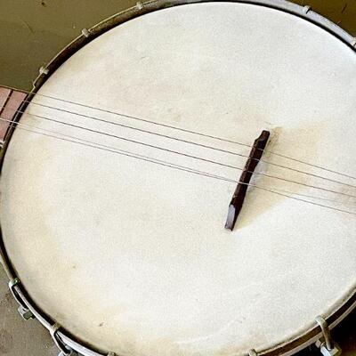 Lot 123 Melody Banjo 5 Strings 38"
