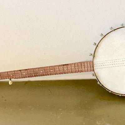Lot 123 Melody Banjo 5 Strings 38"