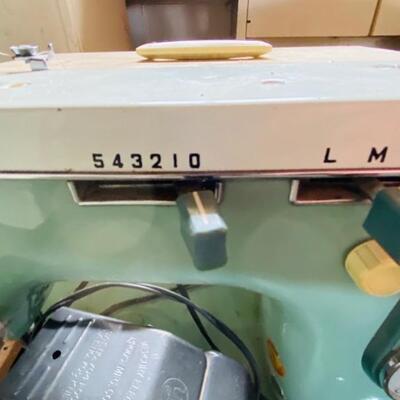 Vintage Janome New Home Simplicity Sewing Machine