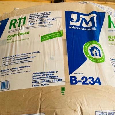 Johns Manville R-11 Kraft Rolls Fiberglass Insulation