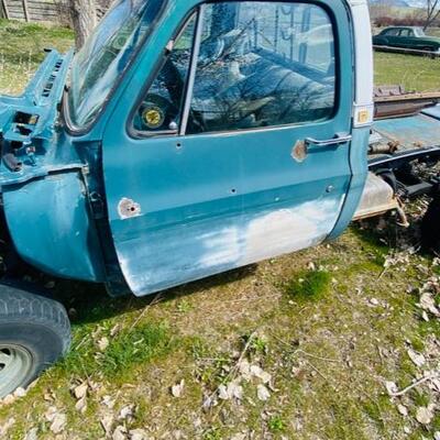 1978 Chevy Scottsdale 350 CID V8 included