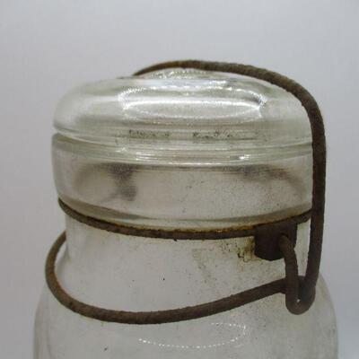 Lot 15 - 1920s Atlas E-Z Seal Quart Jar