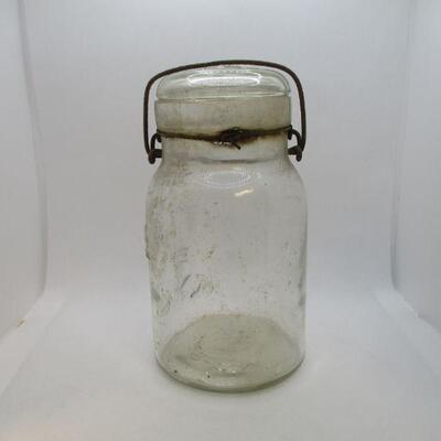 Lot 15 - 1920s Atlas E-Z Seal Quart Jar