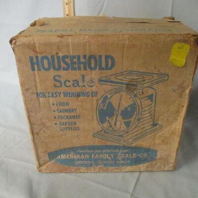 Lot 30 - American Family Household Scale