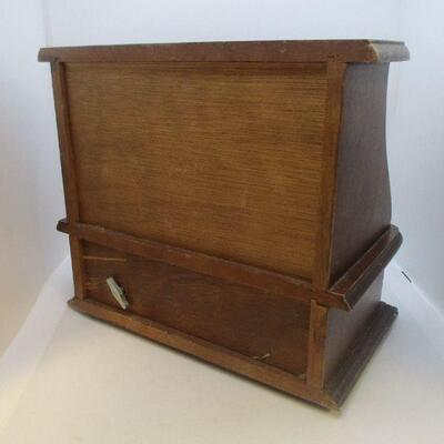 Lot 50 - Vintage Wood Musical Jewelry Box