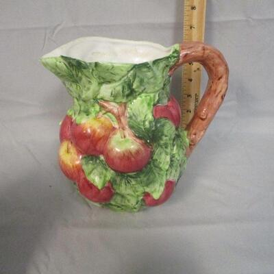 Lot 81 - Whimsical Pitchers and Basin
