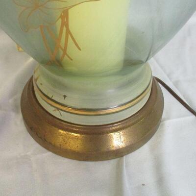 Lot 88 - Glass Base Lamp LOCAL PICK UP ONLY