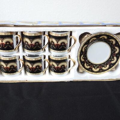 Mini collectible cups & saucers