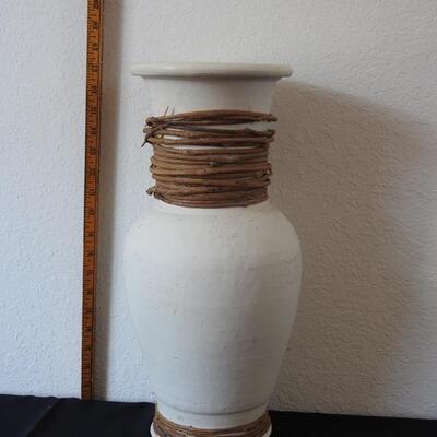 Floor vase