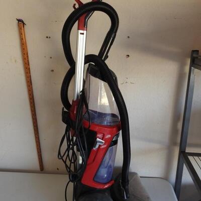 Upright Carpet Cleaner
