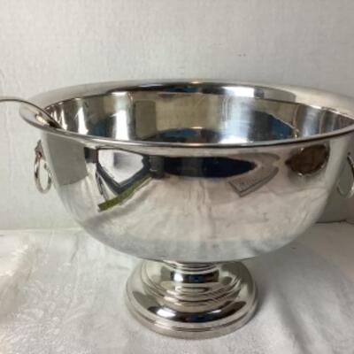 2193 Rogers Silver Co. Punchbowl and Napier Ladle