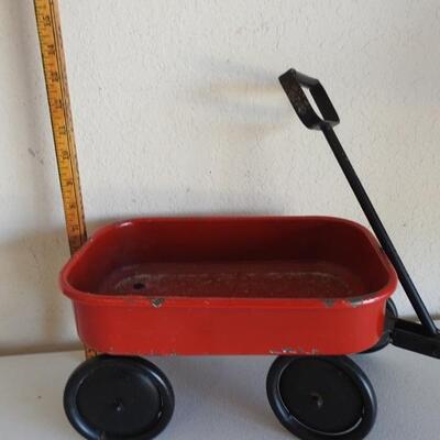 Red wagon